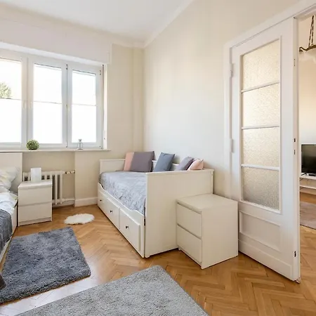 The Essence Of Lodz &Large Stylish Apartment Екстер'єр фото
