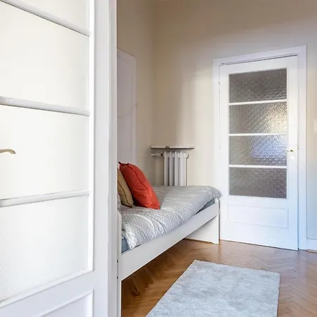 The Essence Of Lodz &Large Stylish Apartment Екстер'єр фото