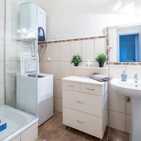The Essence Of Lodz &Large Stylish Apartment Екстер'єр фото