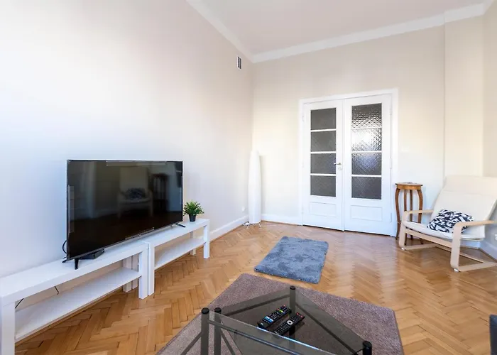 The Essence Of Lodz &Large Stylish Apartment