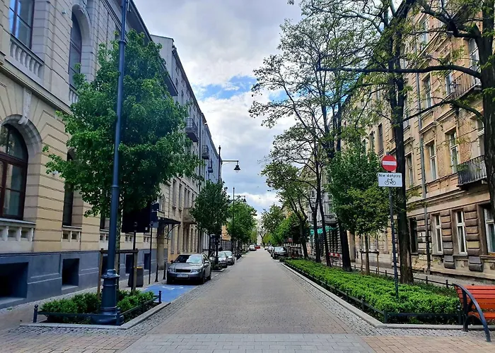 The Essence Of Lodz &Large Stylish Apartment