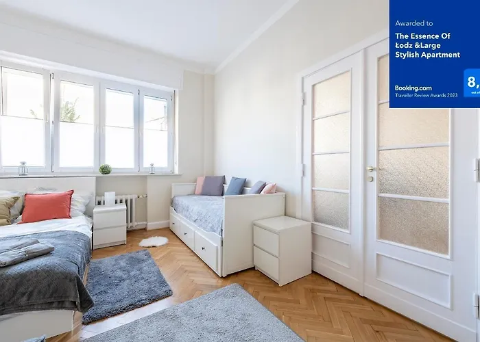 The Essence Of Lodz &Large Stylish Apartment